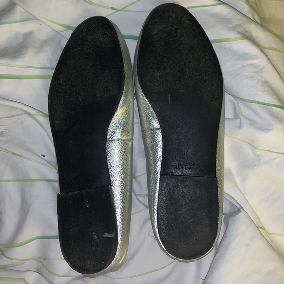 Silver flats - Picture 2 of 3